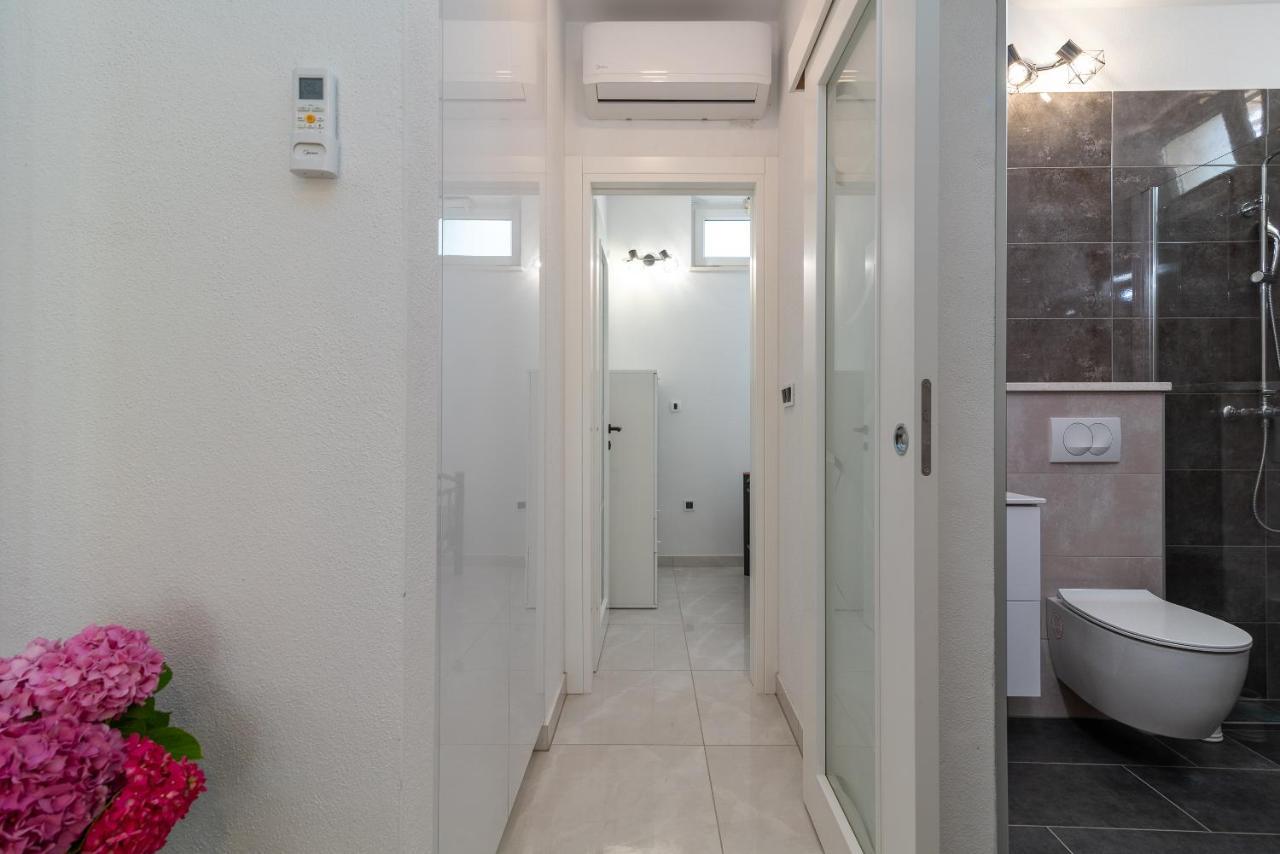 Apartment Leo Трогір Екстер'єр фото