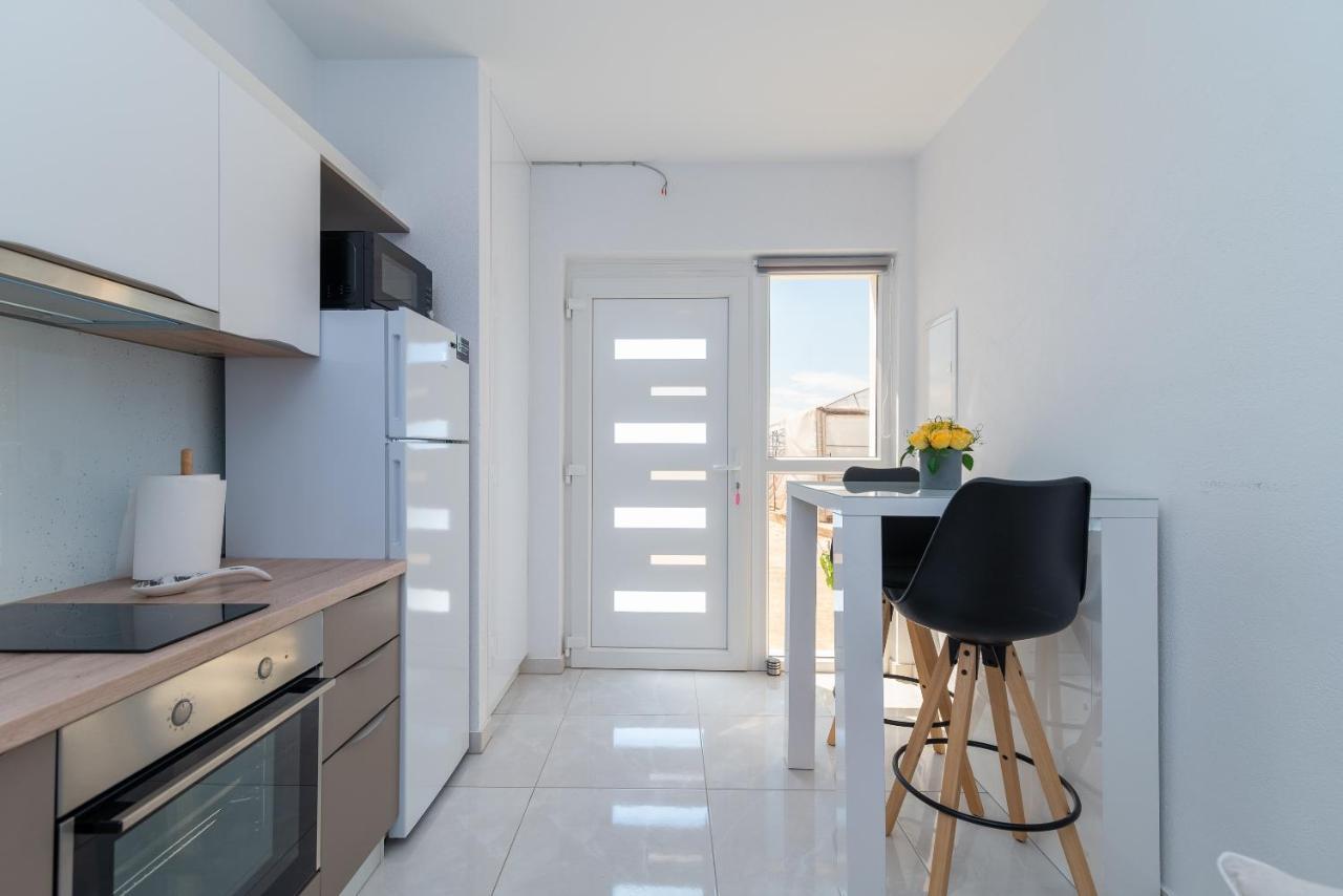 Apartment Leo Трогір Екстер'єр фото