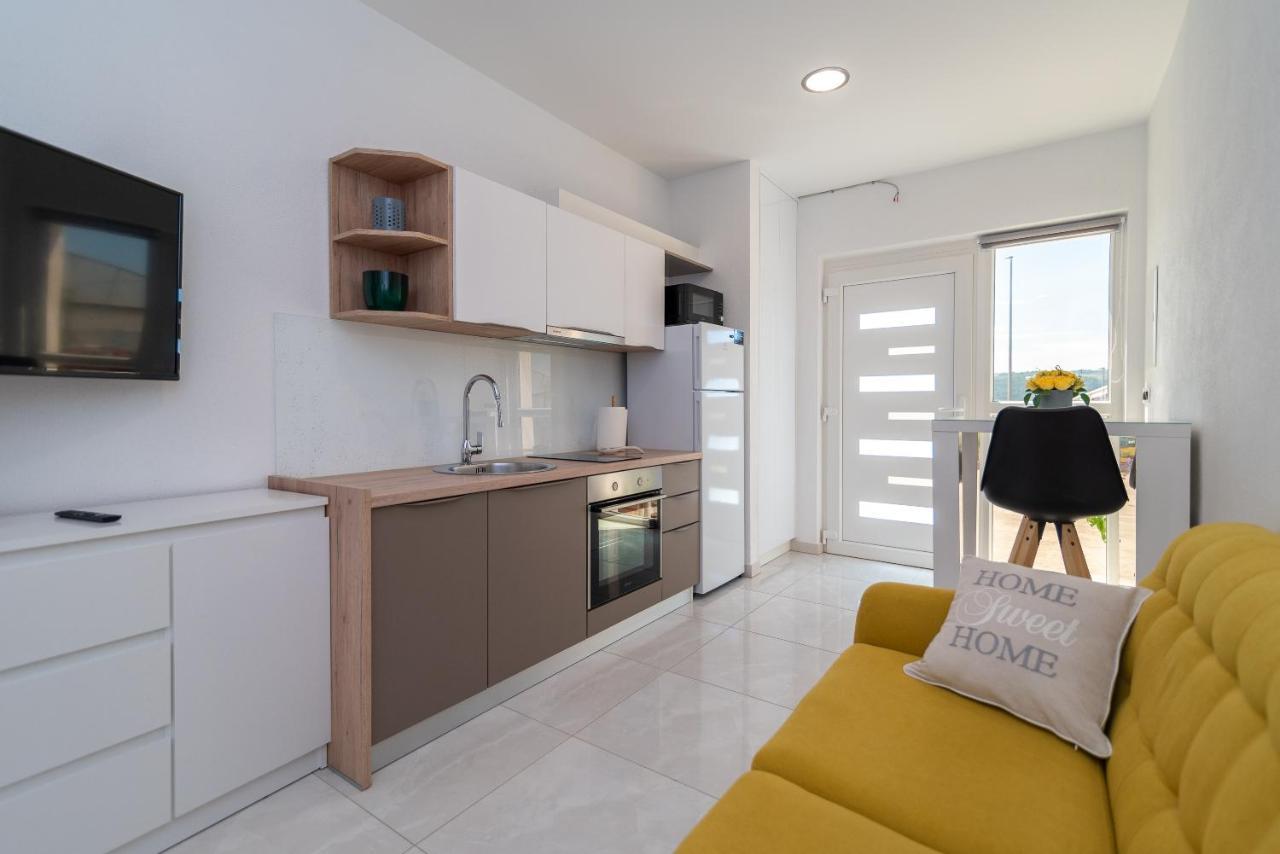 Apartment Leo Трогір Екстер'єр фото